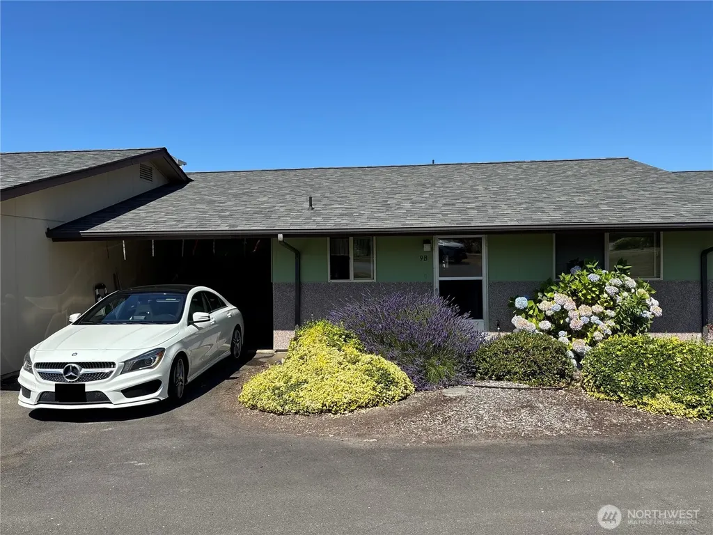 1301 S Third Avenue Sequim WA 98382