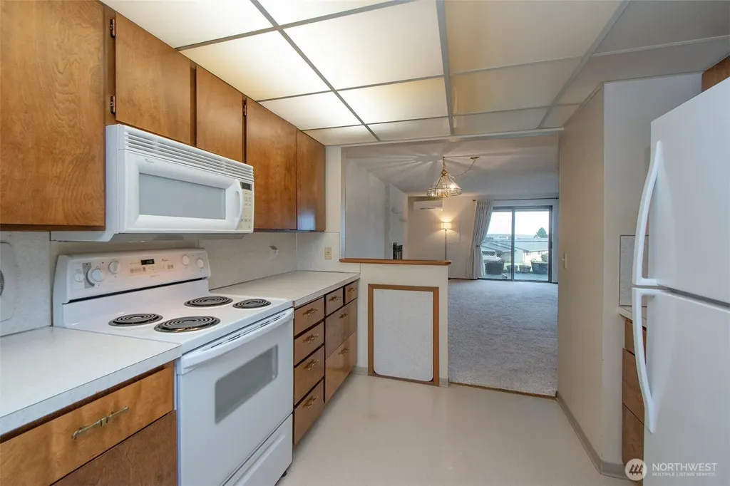 1301 S Third Avenue Sequim WA 98382