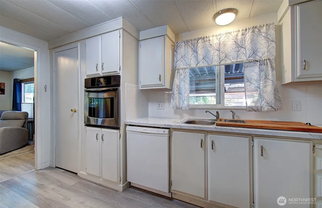 5404 NE 121st Avenue Vancouver WA 98682