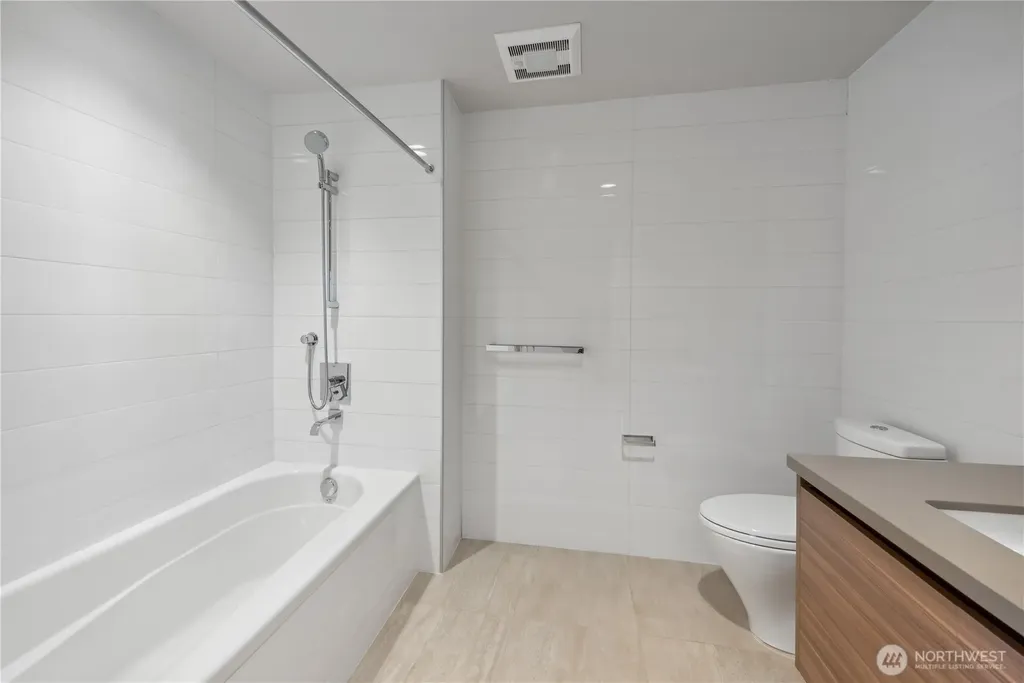 583 Battery Street Seattle WA 98121