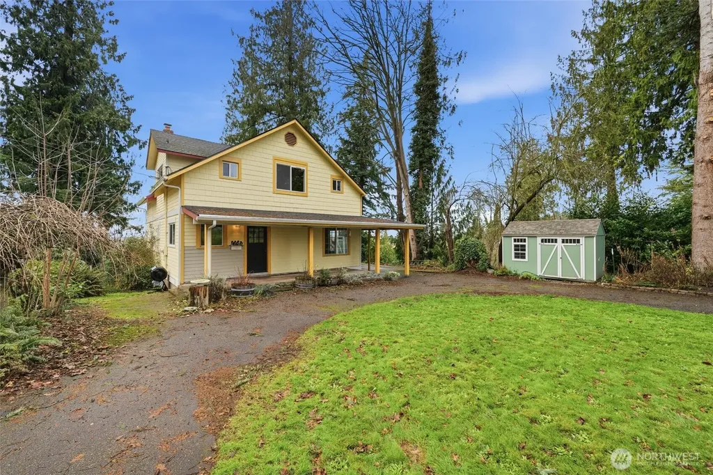 1215 S 10th Street Mount Vernon WA 98274