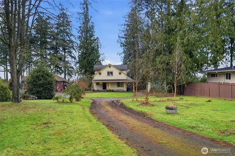 1215 S 10th Street Mount Vernon WA 98274