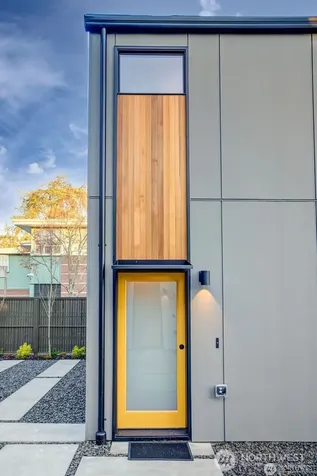 4411 S Holly Street Seattle WA 98118
