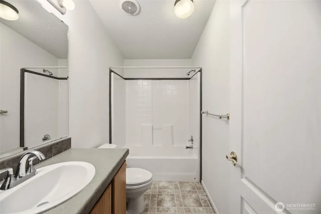 14727 43rd Avenue NE Marysville WA 98271