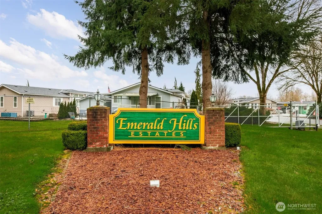 14727 43rd Avenue NE Marysville WA 98271