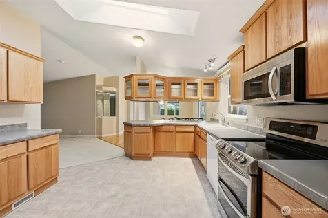 14727 43rd Avenue NE Marysville WA 98271