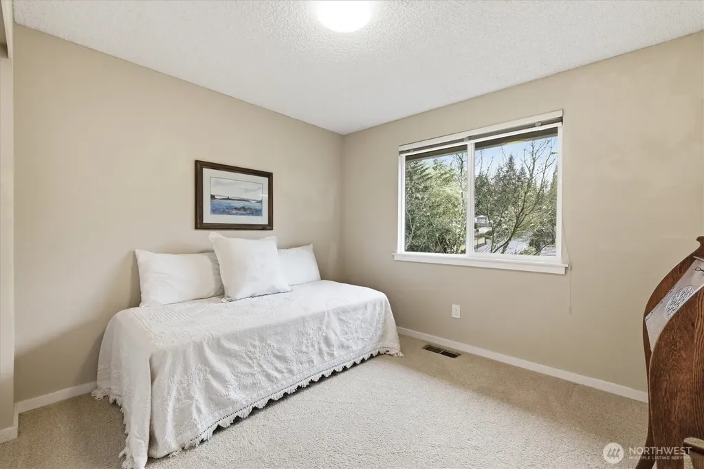 7605 146th Avenue NE Redmond WA 98052