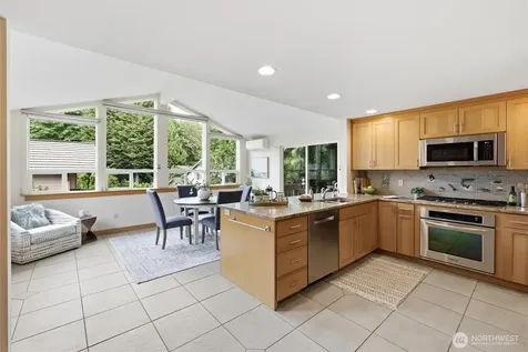 7605 146th Avenue NE Redmond WA 98052