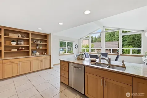 7605 146th Avenue NE Redmond WA 98052