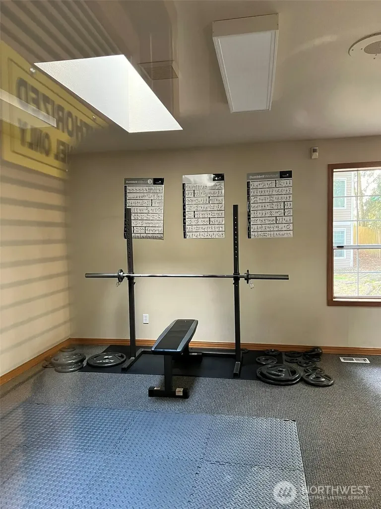11527 Highway 99 Everett WA 98204
