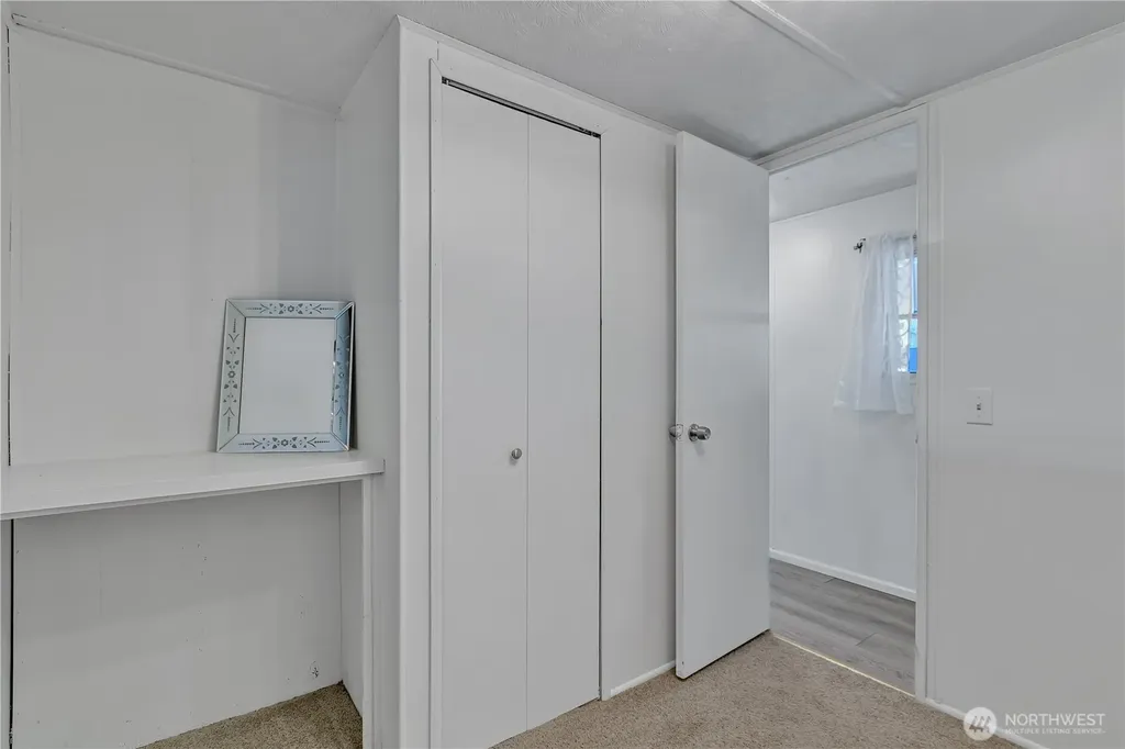 2302 SE R Street Auburn WA 98002