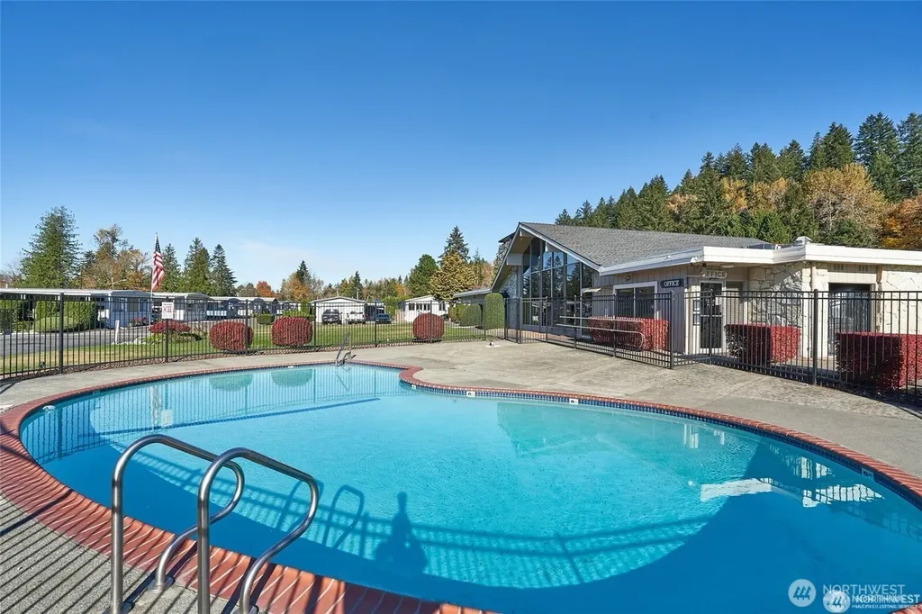 2302 SE R Street Auburn WA 98002