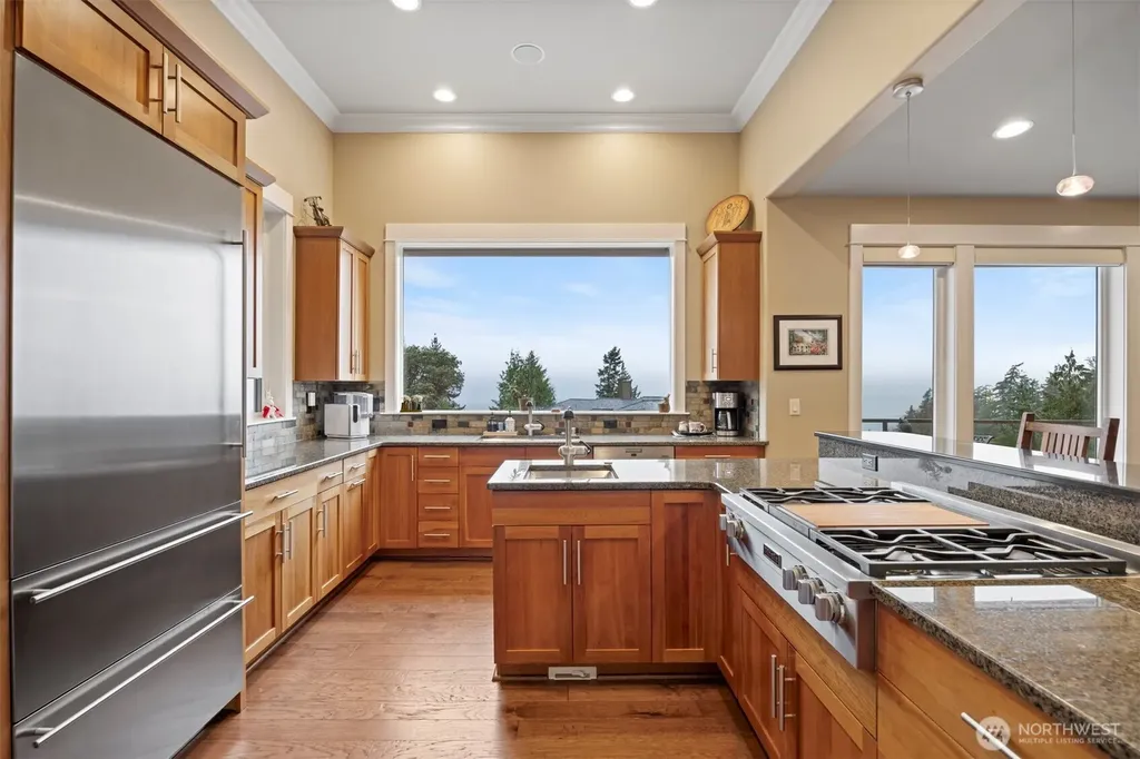 414 S Clarkwood Drive Bellingham WA 98225