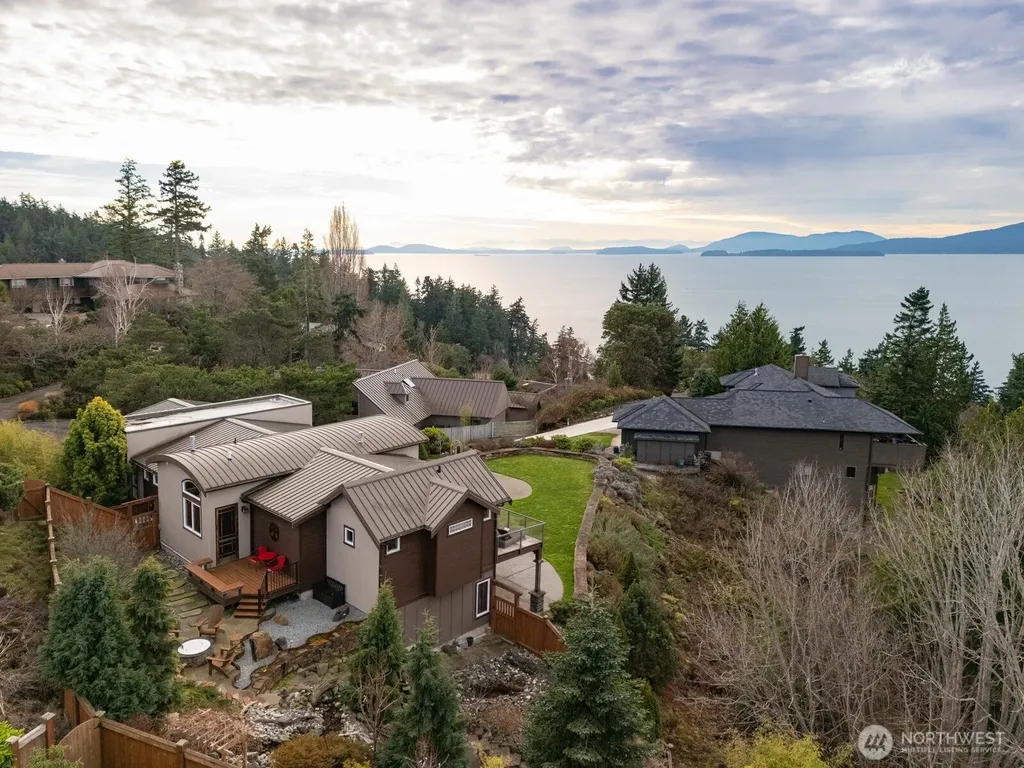 414 S Clarkwood Drive Bellingham WA 98225