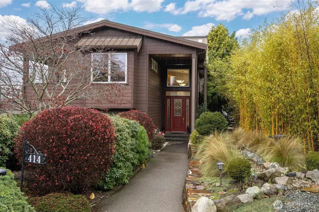 414 S Clarkwood Drive Bellingham WA 98225