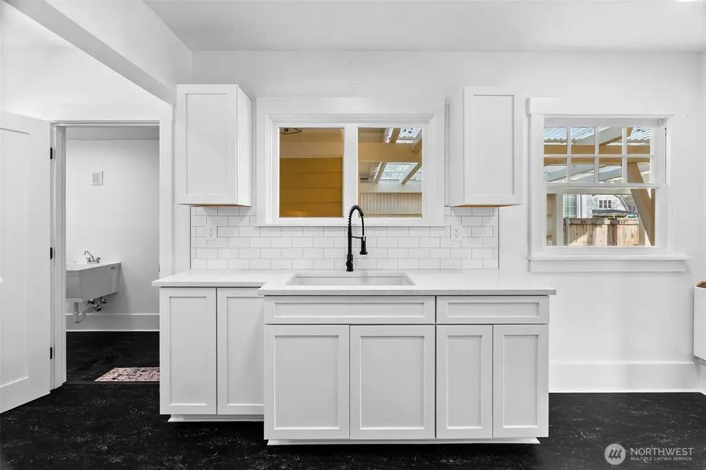1911 Columbia Street SW Olympia WA 98501