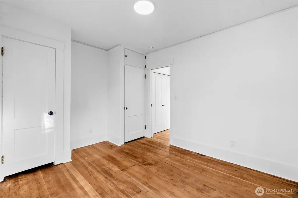 1911 Columbia Street SW Olympia WA 98501