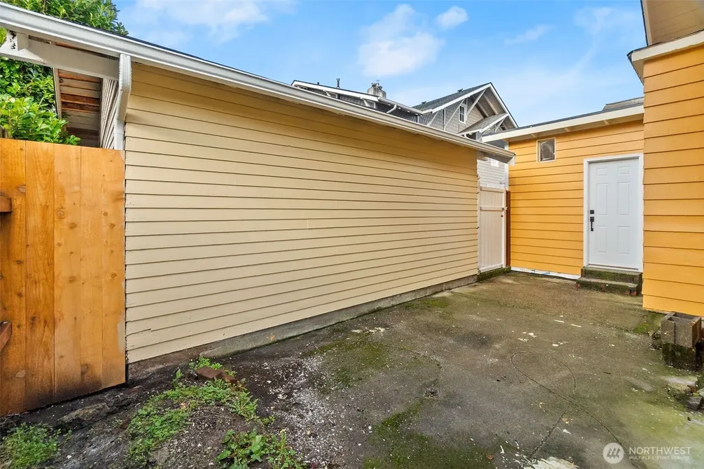 1911 Columbia Street SW Olympia WA 98501