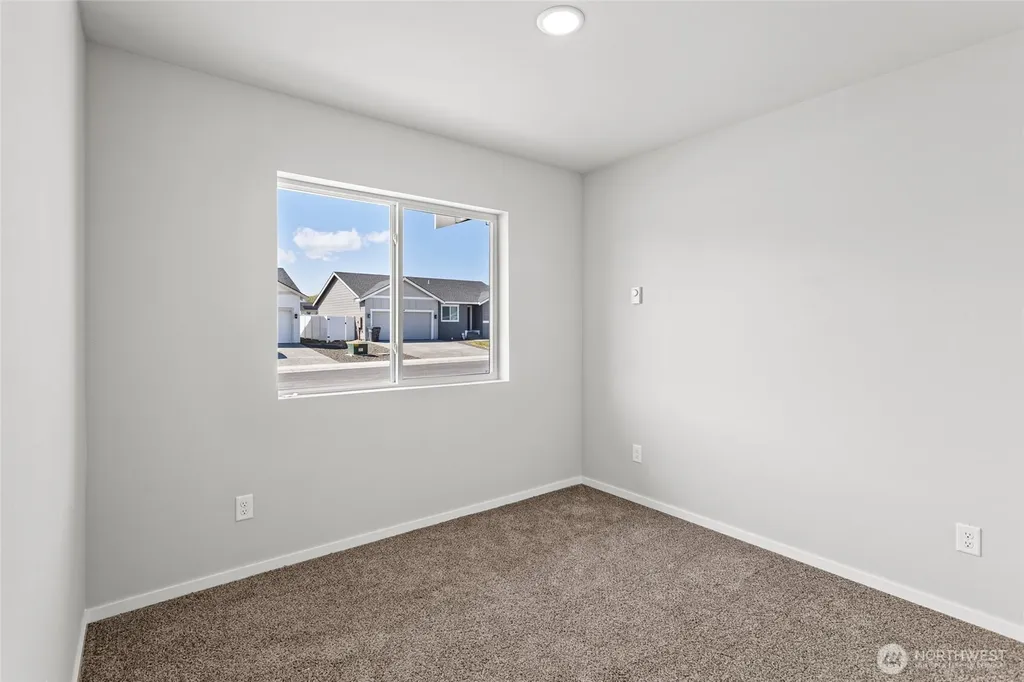 433 Pear Drive Tieton WA 98947