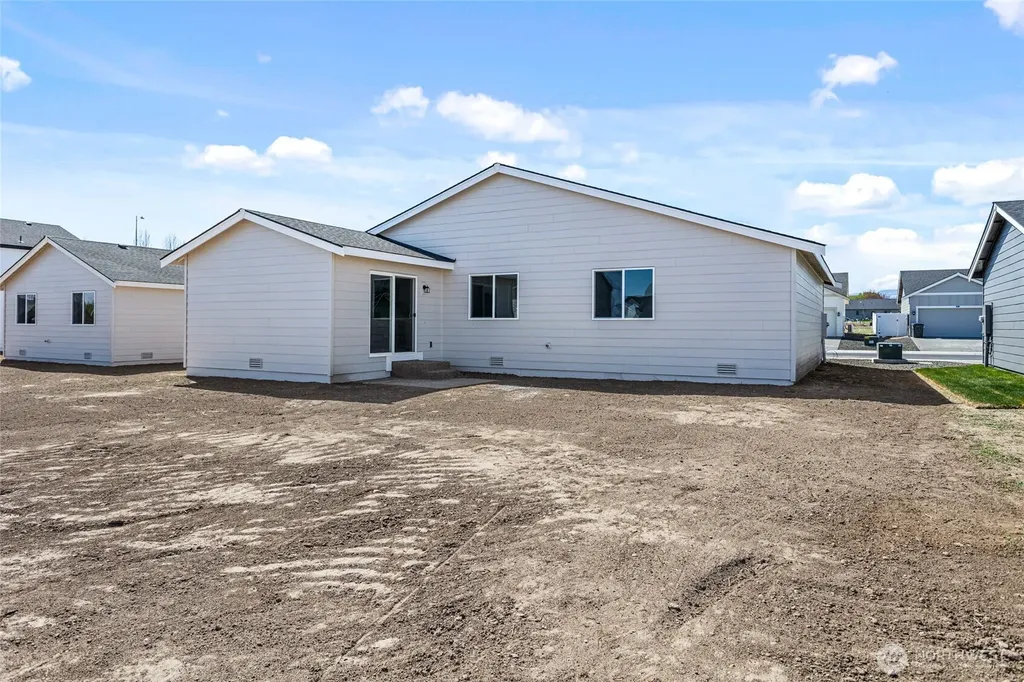 433 Pear Drive Tieton WA 98947