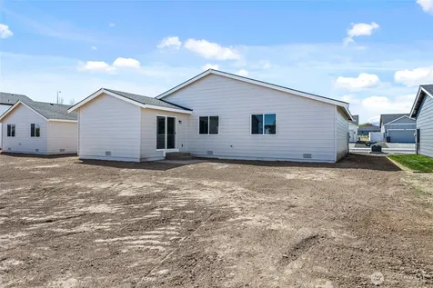 433 Pear Drive Tieton WA 98947
