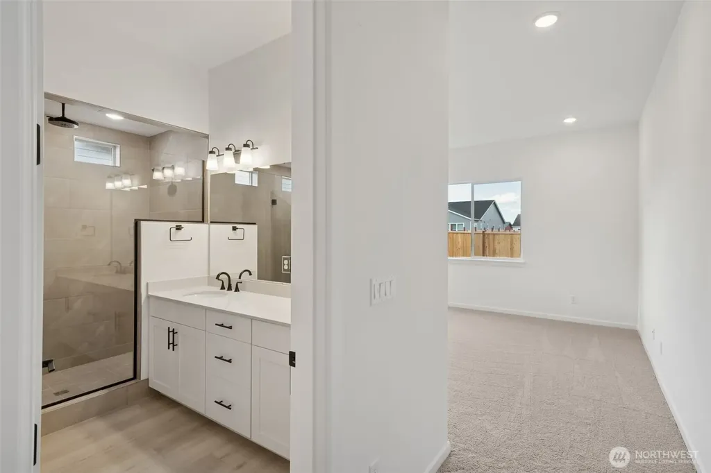954 Lucas Avenue Buckley WA 98321