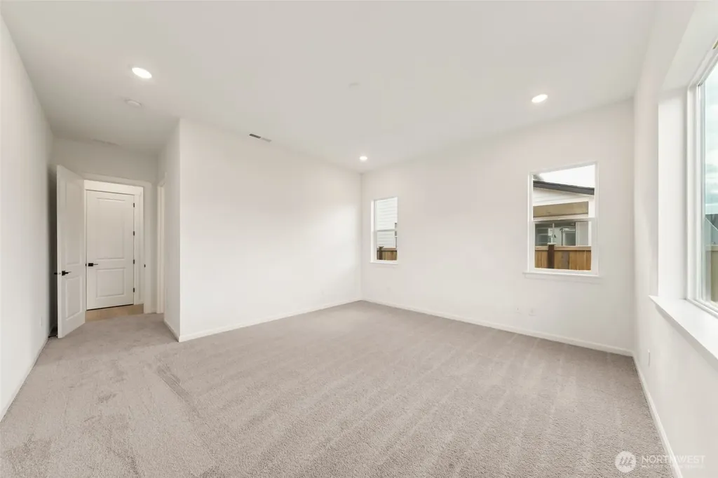 954 Lucas Avenue Buckley WA 98321