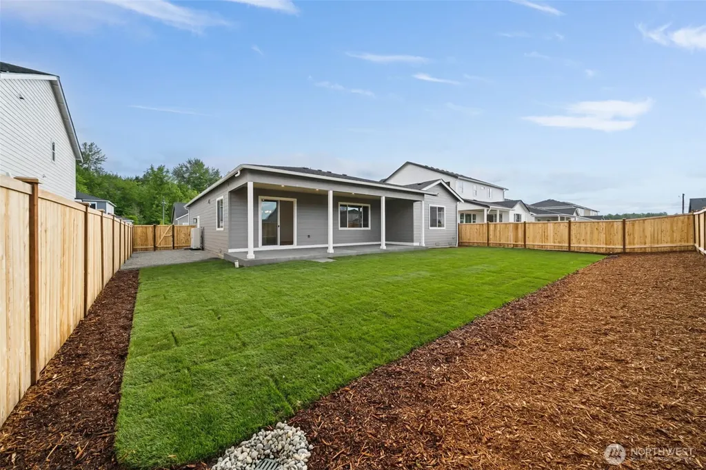 954 Lucas Avenue Buckley WA 98321