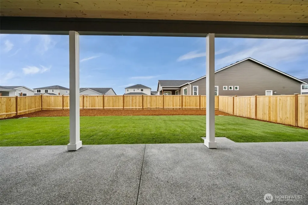 954 Lucas Avenue Buckley WA 98321