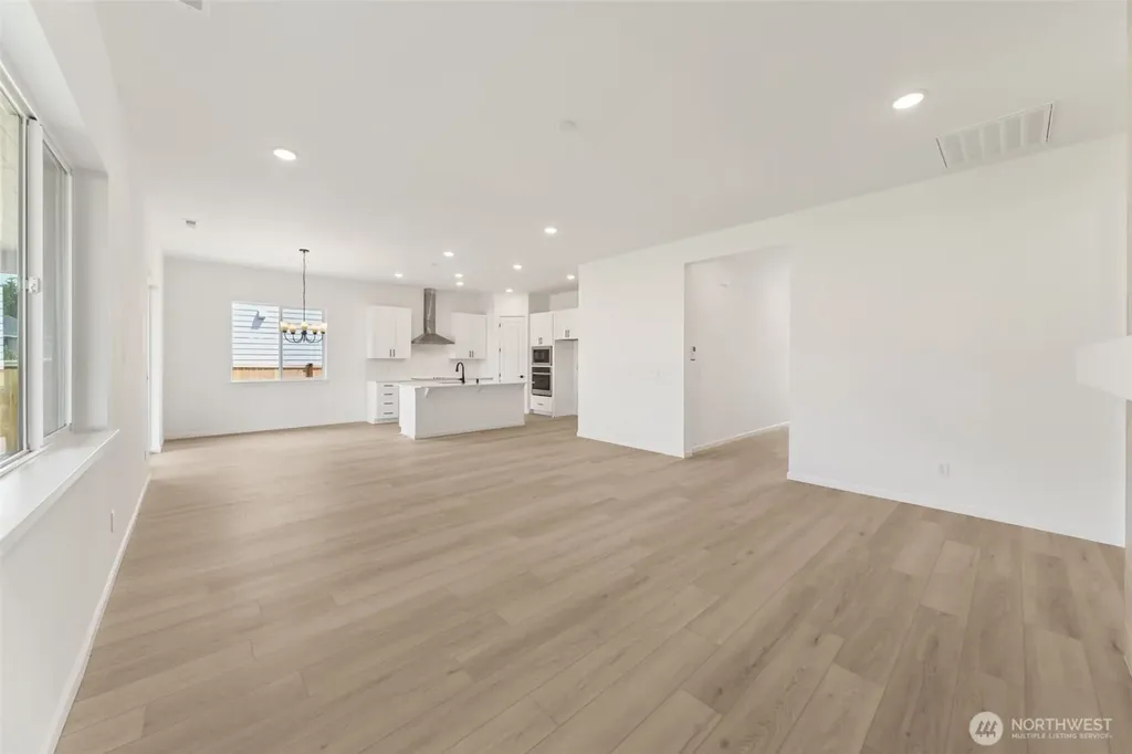 954 Lucas Avenue Buckley WA 98321