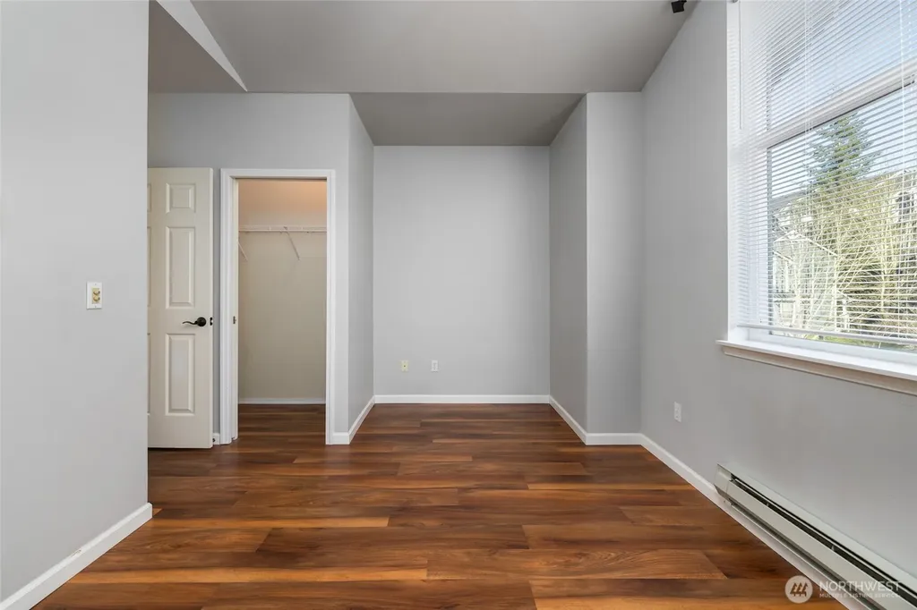 16125 Juanita-woodinville Way NE Bothell WA 98011