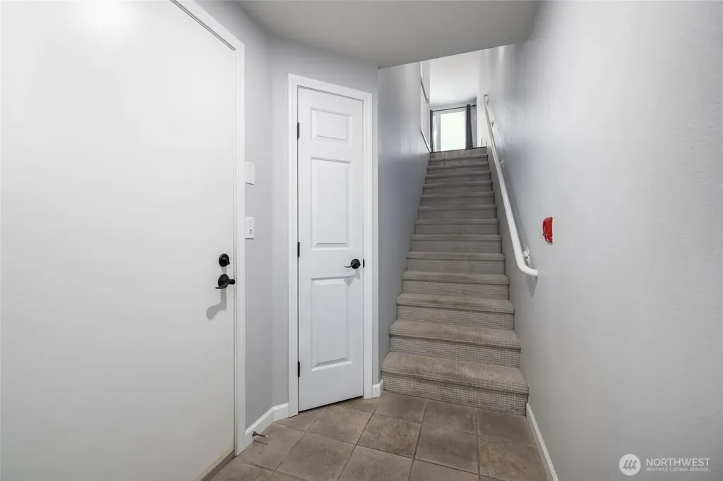 16125 Juanita-woodinville Way NE Bothell WA 98011