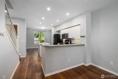 16125 Juanita-woodinville Way NE Bothell WA 98011