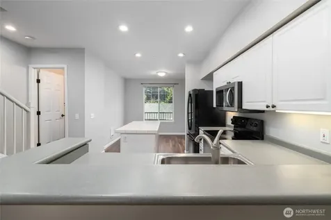 16125 Juanita-woodinville Way NE Bothell WA 98011