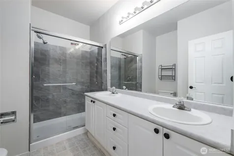 16125 Juanita-woodinville Way NE Bothell WA 98011