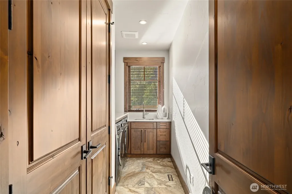 221 Tipple Hill Loop Cle Elum WA 98922