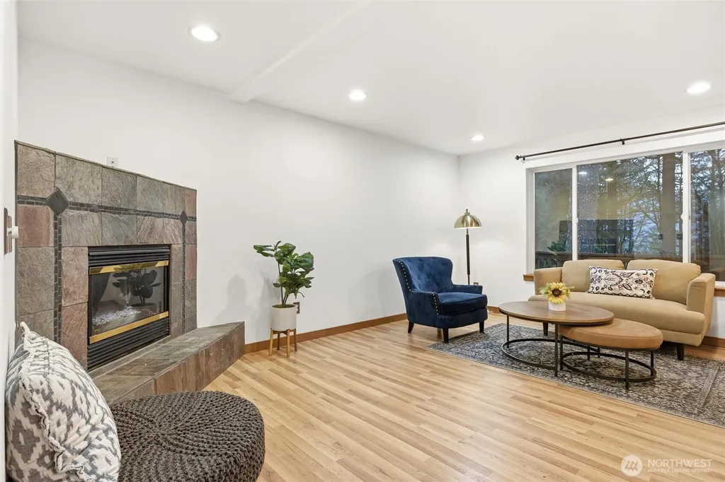 33 Green Hill Road Bellingham WA 98229