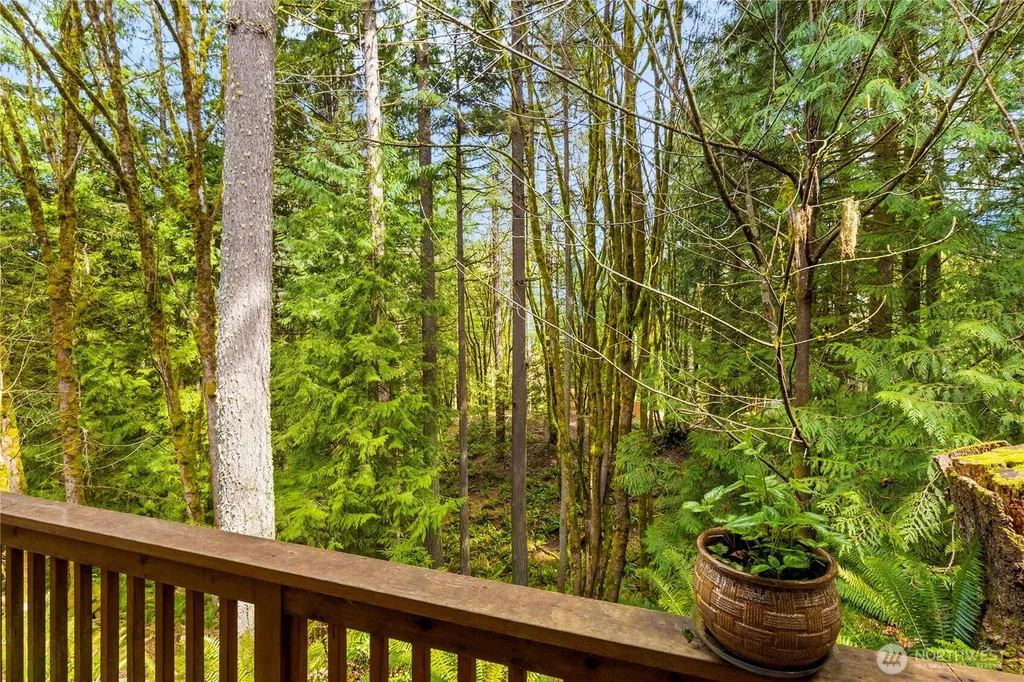 33 Green Hill Road Bellingham WA 98229