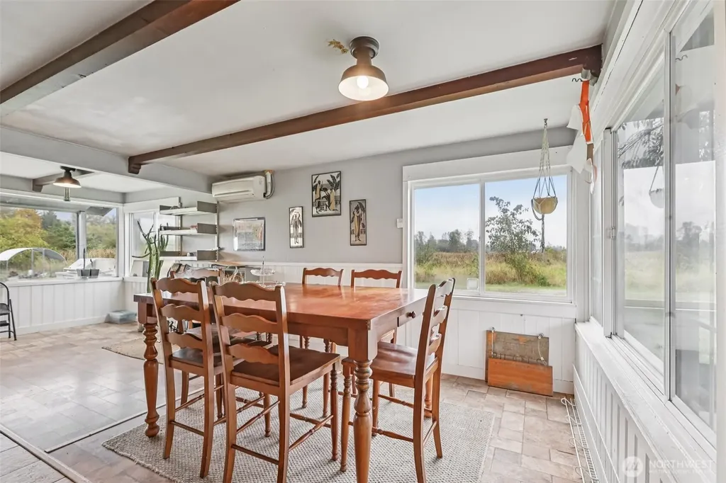 8754 Peavey Road Sedro Woolley WA 98284