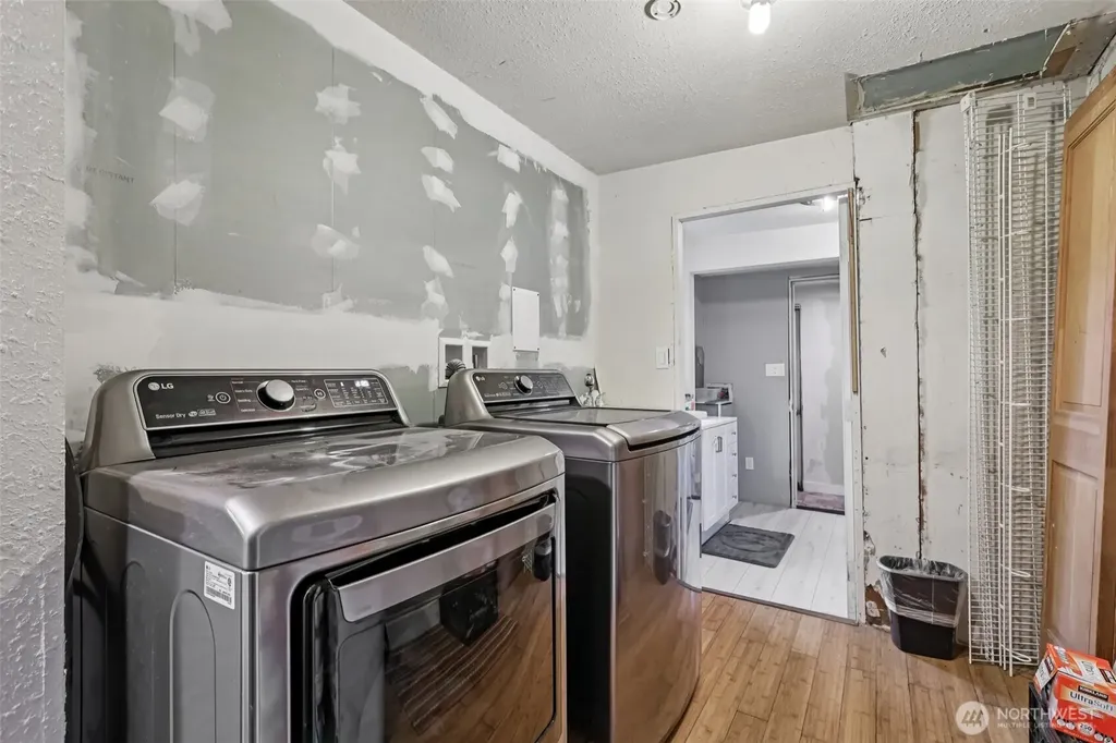 8754 Peavey Road Sedro Woolley WA 98284