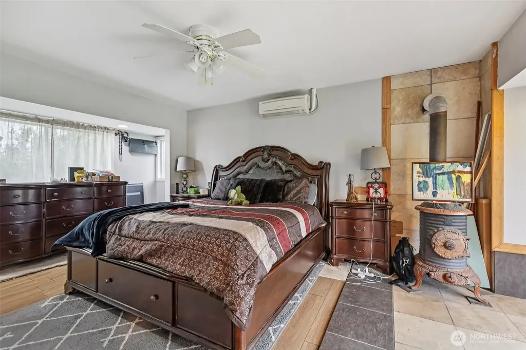 8754 Peavey Road Sedro Woolley WA 98284