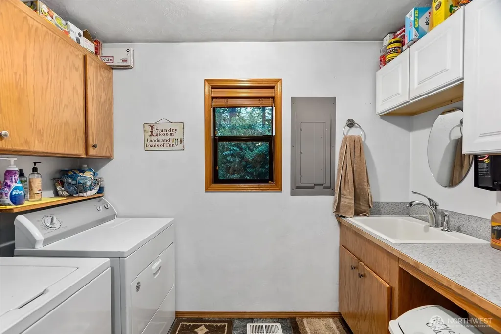 17104 Old Highway 99 Tenino WA 98589