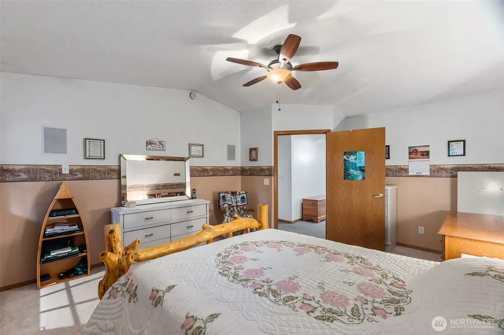 17104 Old Highway 99 Tenino WA 98589