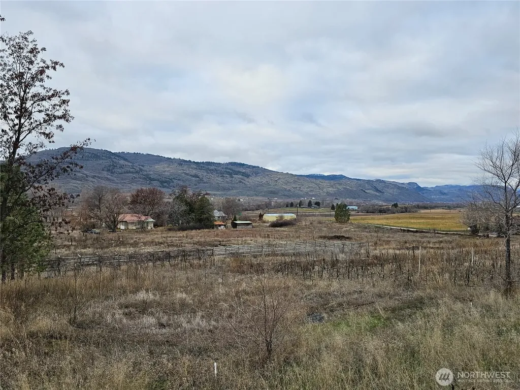 8 Oneil Road Oroville WA 98844
