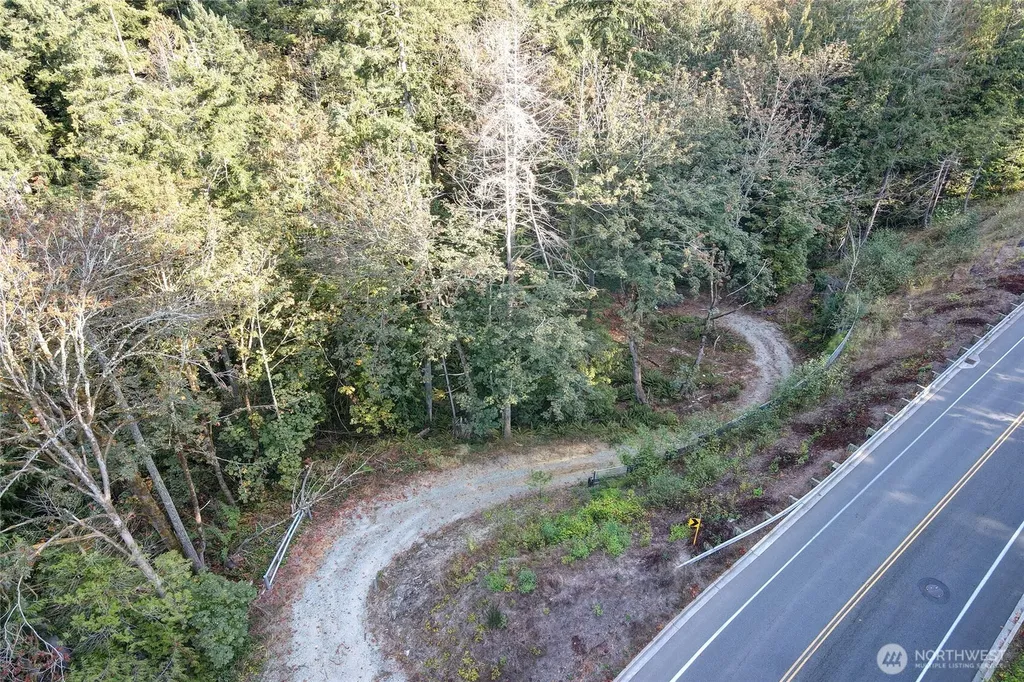 37 SE 212th Way Sammamish WA 98075