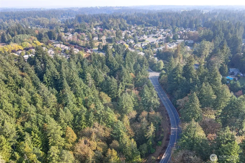 37 SE 212th Way Sammamish WA 98075