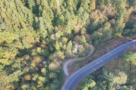 37 SE 212th Way Sammamish WA 98075