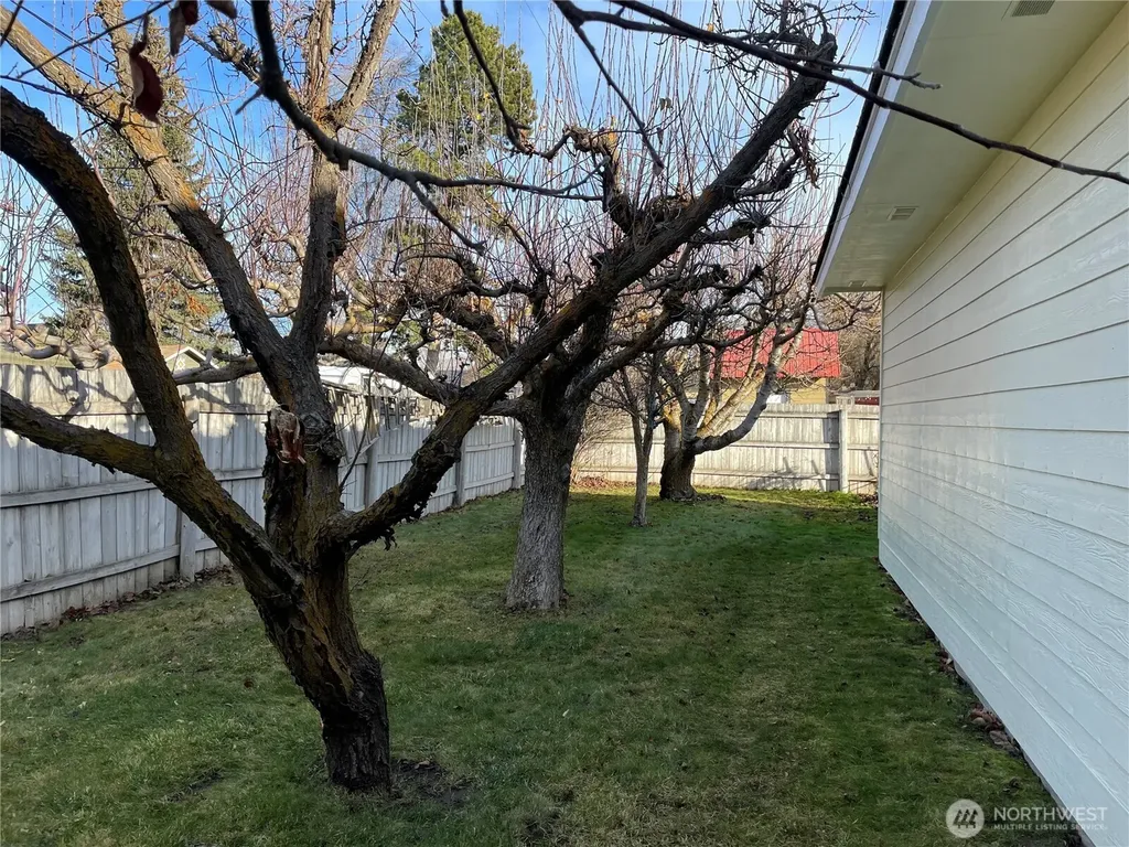 515 W 11th Avenue Ellensburg WA 98926