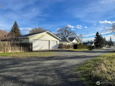 515 W 11th Avenue Ellensburg WA 98926