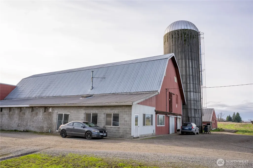 1915 Hampton Road Everson WA 98247